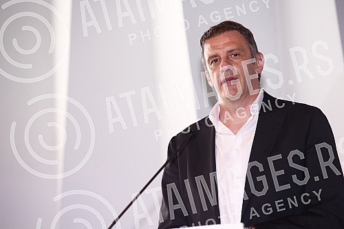 A press conference was held in the Promenade on the occasion of signing and marking the general sponsorship for 2022/2023. year between Lidl Serbia and the Water Polo Association of Serbia.
U Promenadi je odrzana konferencija za medije povodom potpi A press conference was held in the Promenade on the occasion of signing and marking the general sponsorship for 2022/2023. year between Lidl Serbia and the Water Polo Association of Serbia.
U Promenadi je odrzana konferencija za medije povodom potpi