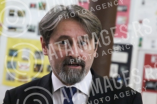 The Fourth Belgrade Gymnasium was visited by the Minister of Education Branko Ruzic and the Director of the Institute for the Evaluation of the Quality of Education Branislav Randjelovic on the occasion of the beginning of the PISA test.Cetvrtu beo