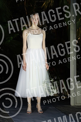 The fashion show transforming 