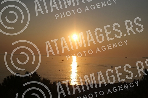 Sandy beach in Durres.Pescana plaza u Dracu.