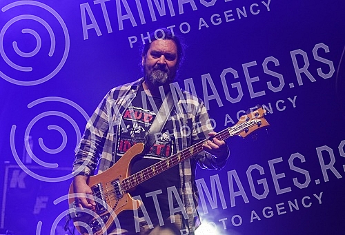 One of the most popular bands in the region, Hladno pivo, organized by the Long Play agency, held a big Belgrade concert in the Belekspo Center, as part of a series of performances before, as they announce, a long concert break.Jedan od najpopularn