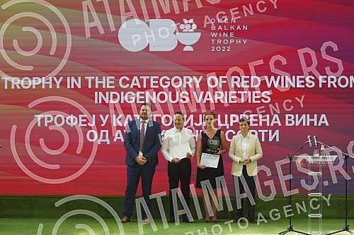 The President of the Government of the Republic of Serbia, Ana Brnabic, attended the awarding of the Wine Trophy of the Open Balkans as part of the First International Wine Fair Wine Vision of the Open Balkans in Hall 1 of the Belgrade Fair.Predsed