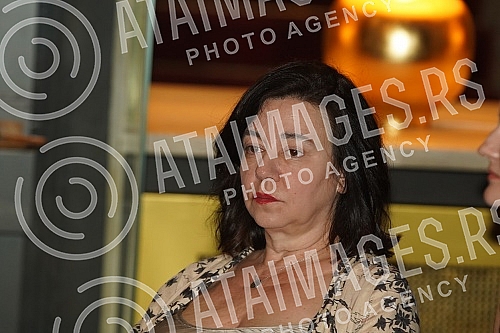 A press conference on the occasion of the announcement of the premiere of the play Mrs. Einstein by Snezana Gnjidic, directed by KKarin Rosnizeck, was held at the Museum of the National Theater.Konferencija za medije povodom najave premijere drame