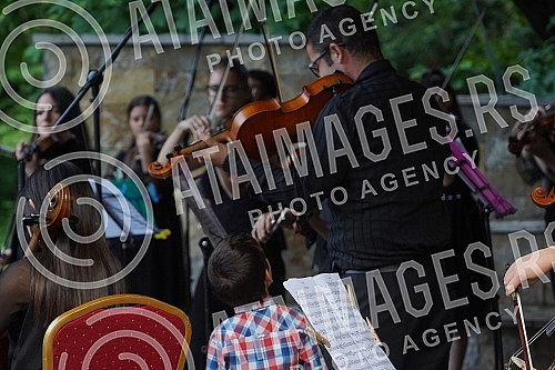 The Muzikon orchestra and Stefan Milenkovic held a The Muzikon orchestra and Stefan Milenkovic held a