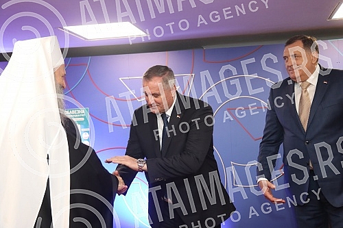 The ceremonial academy marking the Day of the Republika Srpska was held in the Borik Sports Hall in Banja Luka.Svecana akademija povodom obelezavanja Dana Republike Srpske odrzana je u Sportskoj dvorani Borik u Banjaluci. 