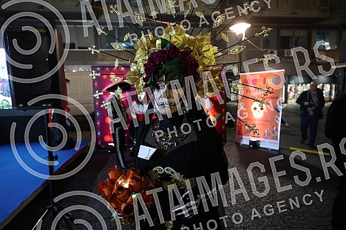 The Embassy of Mexico in Serbia and the Cervantes Institute in Belgrade mark the famous Mexican holiday Day of the Dead with a big celebration and presentation of the traditional altar of the dead.Ambasada Meksika u Srbiji i Institut Servantes u Be