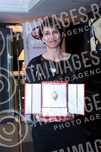 Recognitions of the Association of Professional Ballet Dancers, Choreographers and Ballet Educators of Serbia (PUBS) for 2022 were awarded - the Terpsihora Award and a special commendation.Dodeljena su priznanja Udruzenja profesionalnih baletskih i