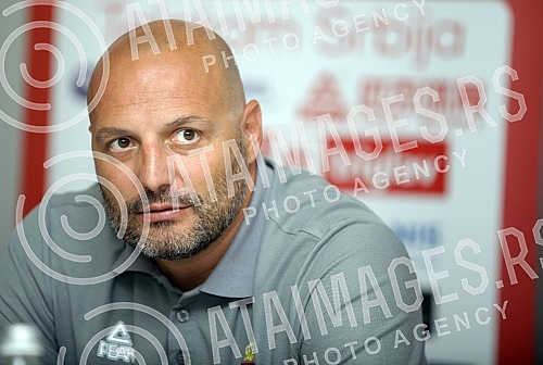 Konferencija muske seniorske kosarkaske reprezentacije Srbije povodom prijateljske utakmice sa Madjaskom u sklopu priprema za Evropsko Prvenstvo 2015 (European Championship 2015). Konferencija muske seniorske kosarkaske reprezentacije Srbije povodom prijateljske utakmice sa Madjaskom u sklopu priprema za Evropsko Prvenstvo 2015 (European Championship 2015).