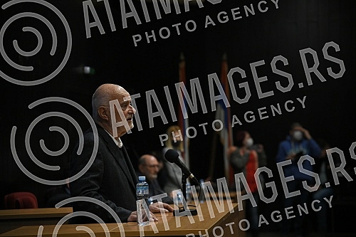 Candidate for mayor of Belgrade, Vladeta Jankovic, a tour of the capital and the presentation of the program of the newspaper 