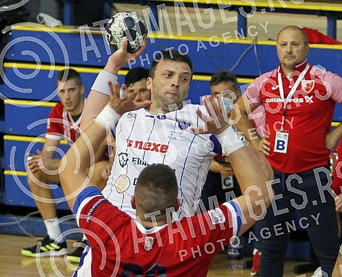 The match of the 8th round of the ARKUS league in the men's competition between the teams of MRK Crvena zvezda Grundfos and RK Metaloplastika was played in the USC Vozdovac hall. Utakmica 8. kola ARKUS lige u muskoj konkurenciji izmedju ekipa MRK C