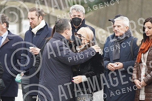 A memorial service on the occasion of the 40th day since the death of Milutin Mrkonjic was held at the New Cemetery.Pomen povodom 40 dana od smrti Milutina Mrkonjica odrzan je na Novom groblju.