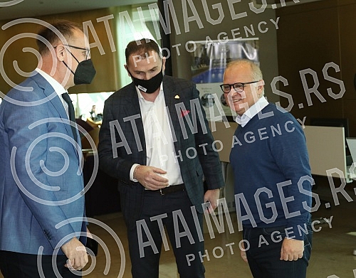 The Chess Federation of Serbia organized a gathering with the media at the Crowne Plaza Hotel on the occasion of the signing of the Agreement on the organization of the FIDE Grand Prix tournament in Belgrade, which will be held from February 28 to Ma