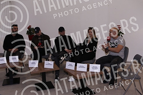 Press conference of the acting and author team of the film 