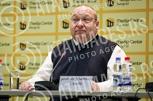 Black and White Movement press conference - for a just Serbia where Vladimir Vuletic, the movement's president, spoke.Konferencija za medije Pokreta CRNO NA BELO - za pravednu Srbiju na kojoj je govorio Vladimir Vuletic, predsednik pokreta.