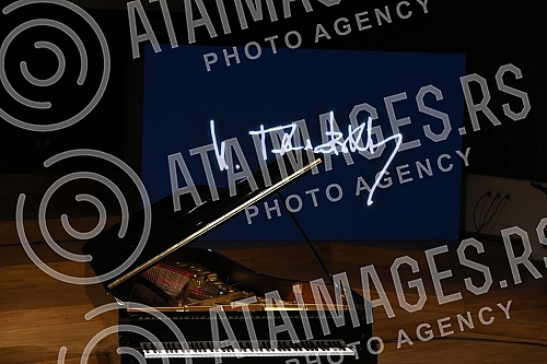 Commemorating one year since the loss of its beloved director, the Belgrade Philharmonic continues Ivan Tasovac's vision and has organized a special event in his honor - a special promotion of the latest generation piano Steinway Spirio | r, signed b