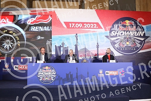 A press conference was held in the Belgrade City Assembly, announcing the F1 Show Run project in Belgrade, an automotive spectacle in which the streets of the Serbian capital will be the basis for a Formula 1 performance.U Skupstini grada Beograda 