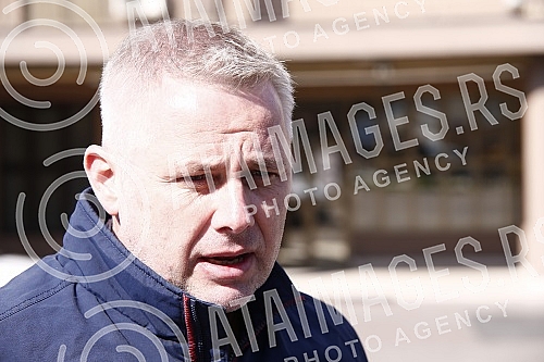 In front of the main entrance of the Police Administration for the city of Belgrade, a gathering called 