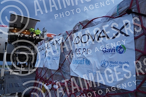 Minister of European integration Jadranka Joksimovic welcomed the first contingent of 57,000 doses of AstraZeneca vaccines through the COVAX mechanism at the 