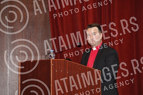 An international expert panel on the occasion of 20 years of religious education in Serbia is being held at the Orthodox Theological Faculty of the University of Belgrade.Na Pravoslavnom bogoslovskom fakultetu Univerziteta u Beogradu odrzava se med