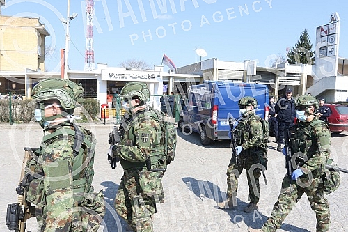 The reception center Adasevci located on the highway Belgrade - Zagreb is 15 km away from the official border crossing between Serbia and Croatian - Batrovci. Prihvatni centar Adasevci  na auto-putu Beograd - Zagreb na 15 km udaljenosti od zvanicnog