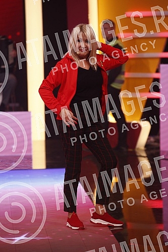 In the RTS studio in Kosutnjak, the recording of a new music sou program, the Music Derby show, has started, as a sign of support for our national team, which is going to Qatar for the football championship.U studiju RTS na Kosutnjaku pocelo je sni