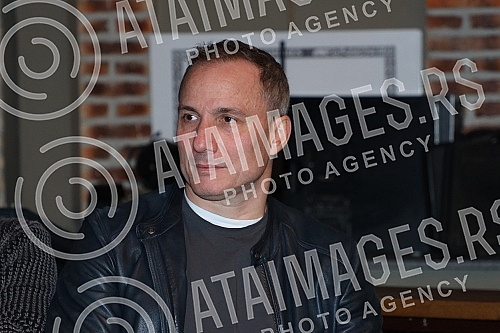 On the occasion of the premiere of the play Death and the Girl based on the play by Ariel Dorfman in the Bitef theater, a press conference was held in the Bitef club.Povodom premijere predstave Smrt i devojka prema drami Arijela Dorfmana u Bitef te