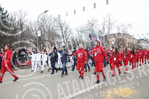 The ceremonial parade on the occasion of the Republic Day was held on Krajina Square in Banja Luka.Svecani defile povodom Dana Republike odrzan je na Trgu Krajine u Banjaluci 