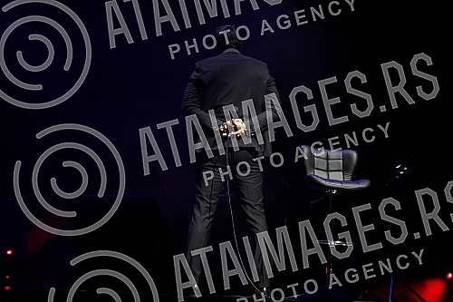 Musical play by Ivan Bosiljcic - Our evening held in Kombank hall.Muzicka predstava Ivana Bosiljcica - Nase vece odrzana u Kombank dvorani.