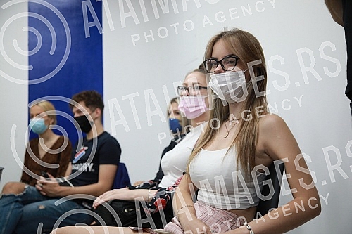 The Influence Academy project was presented at the Museum of Selfies - a project of training, teaching and social responsibility for online influencers, backed by the regional organization Propulsion and the company Facebook.U Muzeju selfija predst