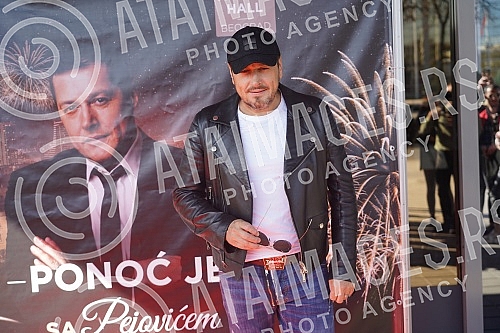 In front of Hall 5 of the Belgrade Fair, a media conference was held where the spectacular reception of 2023 with Aco Pejovic was announced.Ispred hale 5 Beogradskog sajma odrzana je konferencija za medije na kojoj je najavljen spektakularni docek 