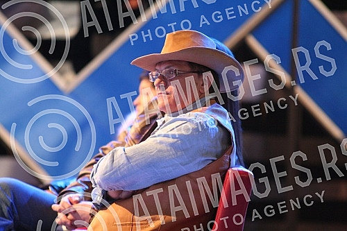 The beginning of the second season of the show Farm on Pink TV.Pocetak druge sezone rijaliti soua Farma na televiziji Pink.