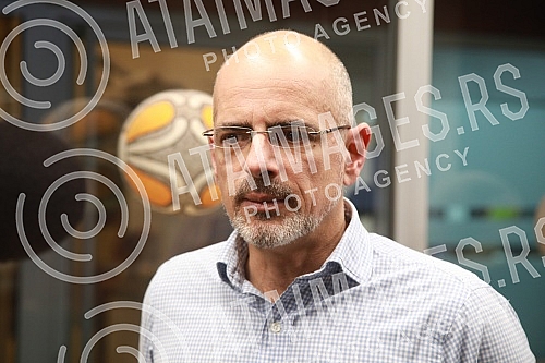 A meeting of the Club of Cities and Municipalities was held in NALED Lab.U NALED labu je odrzana sednica Kluba gradova i opstina.