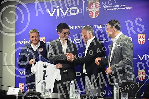 In the SC FSS, in Stara Pazova, a press conference was held between the representatives of the Football Association of Serbia and the company Vivo on the occasion of the promotion of the new sponsorship agreement.U SC FSS, u Staroj Pazovi odzana je