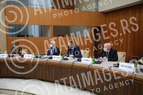 A meeting between Foreign Minister Nikola Selakovic and the Head of the EU Delegation to Serbia, Emanuele Giaufret, and the ambassadors of EU members accredited to Serbia was held at the Palace of Serbia. U Palati Srbija odrzan je sastanak ministra