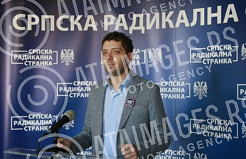 A press conference was held at the premises of the Serbian Radical Party, at which the Vice President of the Radicals, Miljan Damjanovic, spoke.U prostorijama Srpske radikalne stranke odrzana je konferencija za novinare na kojoj je govorio potpreds