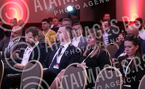 CEO Summit Belgrade - Summit of Economic Leaders brings together the business elite of the region and representatives of key international financial institutions.CEO Summit Beograd - Samit privrednih lidera na jednom mestu okuplja biznis elitu regi