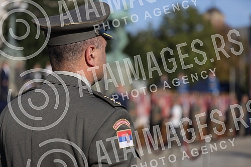 The general rehearsal of the ceremony on the occasion of the promotion of the youngest officers of the Serbian Army was held in front of the House of the National Assembly.Generalna proba svecanosti povodom promocije najmladjih oficira Vojske Srbij