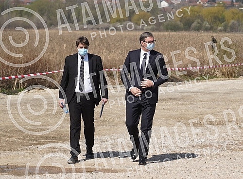 The President of the Republic of Serbia, Aleksandar Vucic, attended the celebration of the beginning of works on the section of the road New Belgrade - Surcin (continuation of the highway E-763 Milos Veliki).Predsednik Republike Srbije Aleksandar V