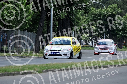 The circular car race at Usce 