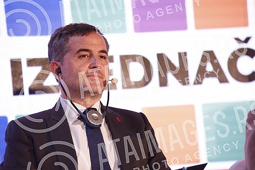 A rally was held in Hotel Zira on the occasion of World HIV Day.U Hotelu Zira odrzan je skup povodom Svetskog dana borbe protiv HIV-a.