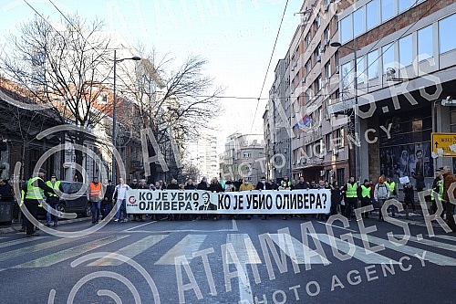 On the fourth anniversary of the murder of Oliver Ivanovic, citizens and opposition leaders gathered in front of the Presidency of the Republic of Serbia, and then went for a walk along the route to the Church of St. Mark under the slogan On the fourth anniversary of the murder of Oliver Ivanovic, citizens and opposition leaders gathered in front of the Presidency of the Republic of Serbia, and then went for a walk along the route to the Church of St. Mark under the slogan