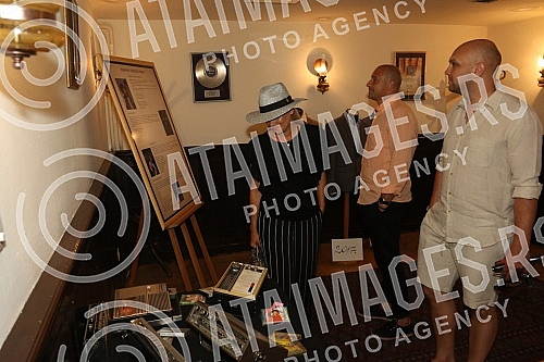 Celebration of the 50th work of Saban Saulic held at Restaurant Three Sesir.Proslava povodom 50 rada Sabana Saulica odrzana u restoranu Tri sesira.