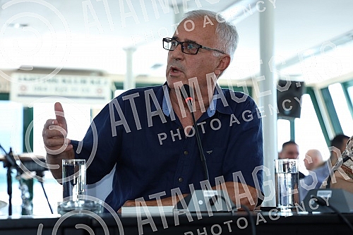 Press conference on the occasion of the beginning of the shooting of the series and the film Press conference on the occasion of the beginning of the shooting of the series and the film