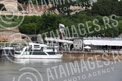 View of Belgrade from the river Sava.
Pogled na Beograd sa reke Save. View of Belgrade from the river Sava.
Pogled na Beograd sa reke Save.