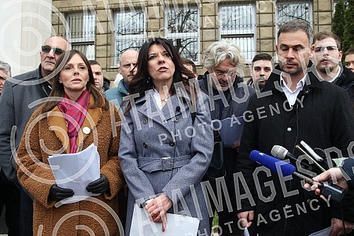 A press conference was held in front of the Special Department for Organized Crime and Corruption of the High Court The People's Party and the Free Serbia Movement on the occasion of filing criminal charges against the Prime Minister of Serbia Ana Br A press conference was held in front of the Special Department for Organized Crime and Corruption of the High Court The People's Party and the Free Serbia Movement on the occasion of filing criminal charges against the Prime Minister of Serbia Ana Br