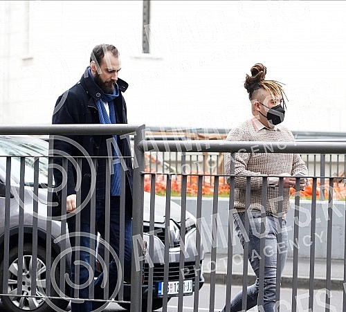 A hearing was held before the First Basic Court in Belgrade, where the plea agreement for illegal possession of drugs, concluded by rapper Stefan Djuric Rasta, with the Belgrade Higher Public Prosecutor's Office, should be considered.
Pred Prvim osn A hearing was held before the First Basic Court in Belgrade, where the plea agreement for illegal possession of drugs, concluded by rapper Stefan Djuric Rasta, with the Belgrade Higher Public Prosecutor's Office, should be considered.
Pred Prvim osn