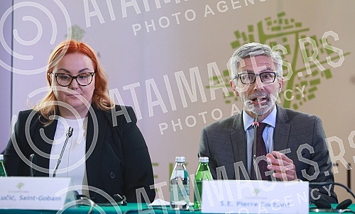 Press conference on the occasion of the first Serbian edition of the competition for sustainable cities of the Eco-Municipality, initiated by the French Embassy in Serbia.Konferencija za medije povodom pprvog srpskog izdanje konkursa za odrzive gra