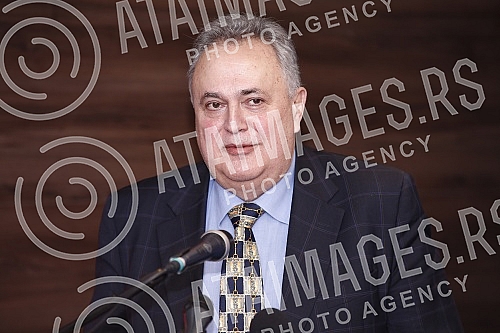 The movement Da se struka pita