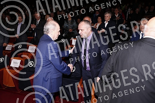 As part of the election campaign, the Party of United Pensioners of Serbia held a rally in Cacak.Partija ujedinjenih penzionera Srbije u sklopu preidzborne kampanje odrzala je miting u Cacaku.