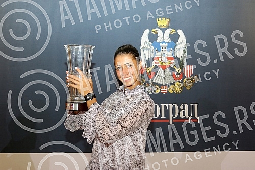 Press conference Olga Danilovic after returning from Moscow and winning the first WTA trophy.Pres konferencija teniserke Olge Danilovic po povratku iz Moskve i osvajanju prvog WTA trofeja.